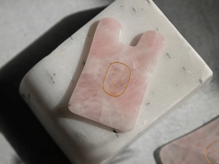 Rose Quartz Gua Sha | Vie Healing Online